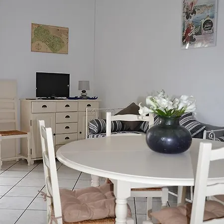 Holiday home La Petite Testutte *
